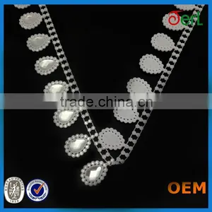 Plastic Rhinestone Trim for Garment Accessories thumbnail-2