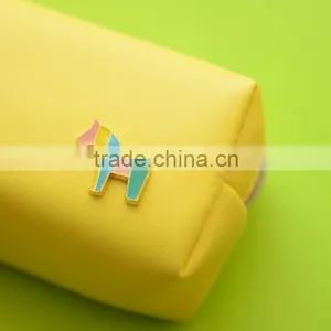 Custom pu Pencil Case With Zipper thumbnail-3