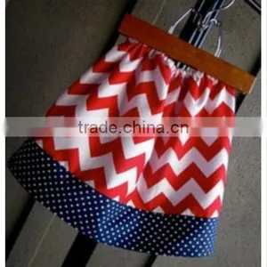 Lovely Design Fashion Wholesale Red Chevron Scooter Skirt Cotton Baby Girl Tutu Skirt Polka Dots Skirt for Baby Girls thumbnail-1