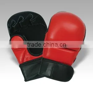 New Look CowHide Leather Boxing Gloves /boxing Training Pakistan Mma Gloves thumbnail-1