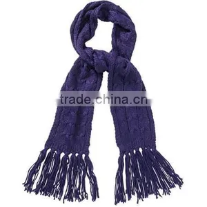 Women's Chunky Cable Knit Scarf thumbnail-1