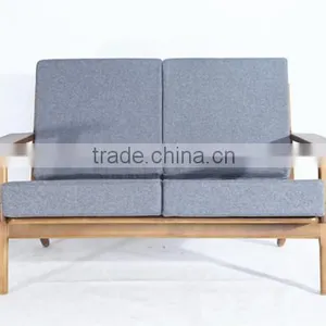 Solid Varnished Wooden Chair Hans Wegner 2 Seat Plank Sofa thumbnail-2