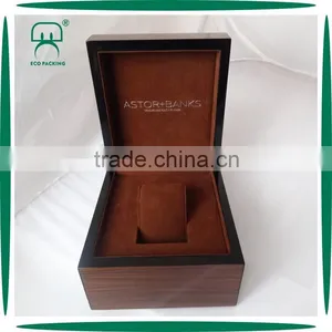 Custom Logo Laquer MDF Woodgrained Wooden Watch Box thumbnail-2