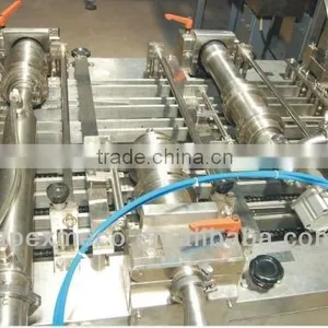 6 Lane High Speed Biscuit Sandwiching Machine thumbnail-2