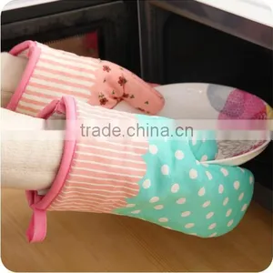 Heat Resistant Cotton Kitchen Microwave Oven Glove Wholesale Oven Mitts thumbnail-5
