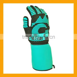2017 New Design Canvas Cuff Heat Resistant Gloves Custom Silicone Print BBQ Grill Gloves thumbnail-1