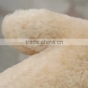 New Product Lambskin Car Wash Mitt Double Side Can Customized thumbnail-2