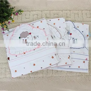 BB-MS-023 Plain White Polka Dot and Cute Cartoon Pattern Baby Hooded Towel thumbnail-5