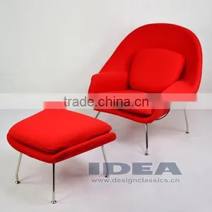 Replica Eero Saarinen Womb Chair and Ottoman - Red Wool Fabric thumbnail-3