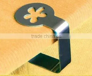Flower Shape Metal Tablecloth Clips thumbnail-1