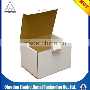 White Gift Box Packaging thumbnail-3
