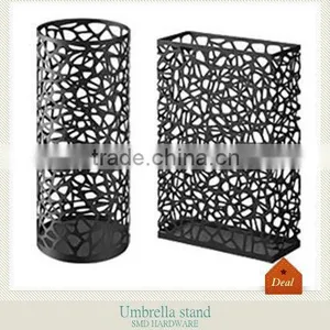 Nest Slim Black Umbrella Stand thumbnail-1