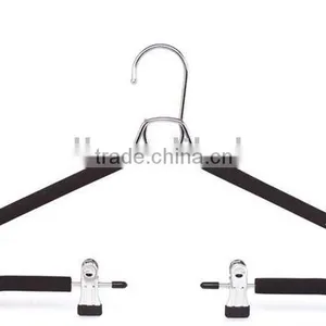 Metal Hanger thumbnail-1