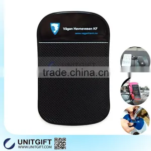 Good Quality Pu Dashboard Anti Slip Car Pad Custom Anti Slip Gel Pad thumbnail-4