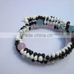 New Style Beaded uv Bracelet and Glow in Dark thumbnail-1