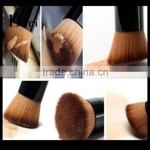 Pro Beauty Stylish Foundation Brush in Cosmetic Puff thumbnail-4
