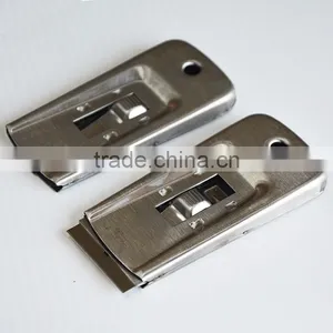 Metal Retractable Safety Scraper With 1.5 Inch Changeable Blade thumbnail-2