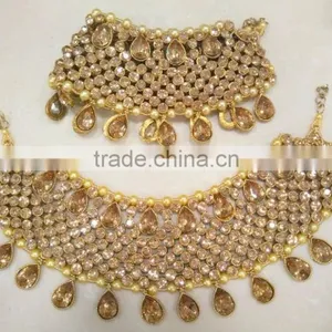 Golden Crystal Broad Payal ANKLETS Pair Feet Bracelet BRIDAL WEAR thumbnail-1