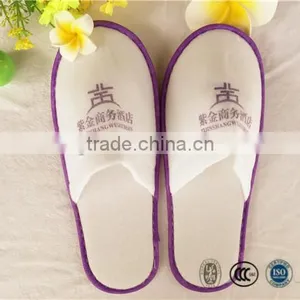 Cheap Hotel Guestroom Plush Slipper With Violet Non-woven Piping thumbnail-3