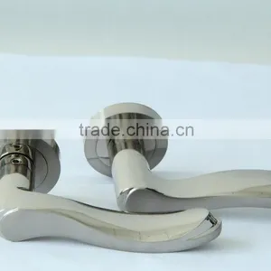 SC-W043 Flush Surface Wooden Door MDF Materil Wooden Door thumbnail-3
