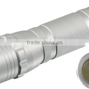 LED Aluminum FlashLight thumbnail-1