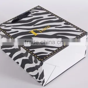 Custom Hot Sale Luxury Promotional Gift Bags thumbnail-3
