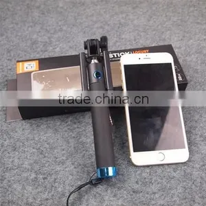 Factory Direct Sale Bluetooth Selfie Stick thumbnail-2