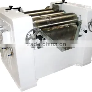 Small Three Roll Mill for Sunscreen thumbnail-2