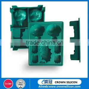 Hot Sell Attack on Titan Silicone Ice Cube Tray thumbnail-3