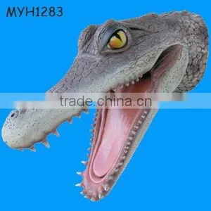 Resin Mounted Alligator Head thumbnail-1