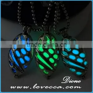 Wholesale High Quality Jewerly Hollow Pendant Glowing in the Dark thumbnail-4