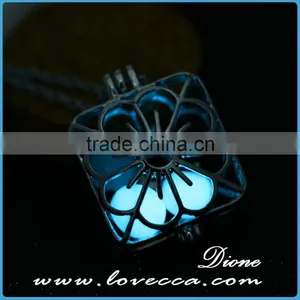 Plating Platinum+Sky Blue Luminous Fahion Luminous Stone Necklace Essential Oil Diffuser Glow in the Dark Necklace thumbnail-6