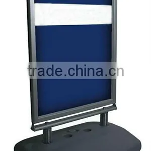 Outdoor Display thumbnail-1