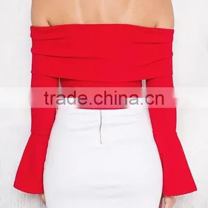 Runwaylover EY2337B 2017 Women Flare Sleeve Fashion Off-Shoulder Knitted Blouse thumbnail-4