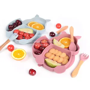 8pcs Food Grade Silicone Baby Feeding Set Baby Plate Bowl Wooden Silicone Spoon Fork Sets thumbnail-5