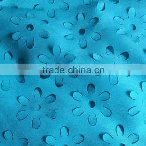 Roll to Roll Fabric Laser Engraving Machine For Textile,Velvet,Denim,Cloth,Flannel Home Fabric Laser Cutting Machine thumbnail-1