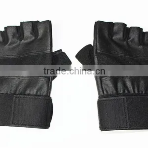 Adjustable Men's Lock Down Weight Training Gloves With Leather Padded thumbnail-4