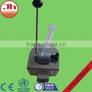 2015 New Design Stainless Manual Medical Durable Syringe Needle Cutter thumbnail-5