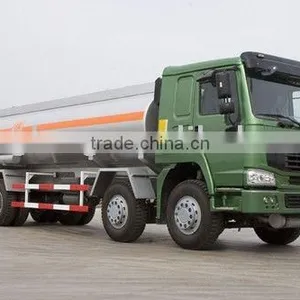 HOWO Oil Tank Truck thumbnail-1