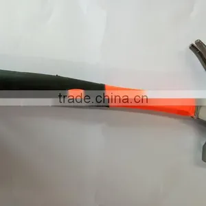 Hand Tool Claw Hammer With Rubber Handle thumbnail-1