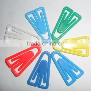 Color Triangle Plastic Paper Clips thumbnail-1