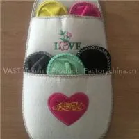 Felt Slippers Sets In Bedroom thumbnail-1