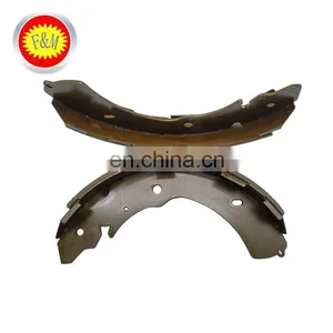 Hot Sale Spare Parts UHY4-26-38Z Brake Shoe Set For Car thumbnail-4
