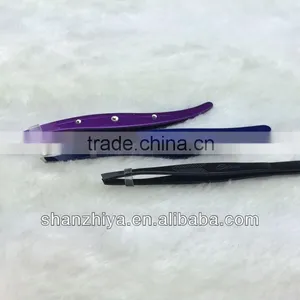 Professional Makeup Tweezer in Blister thumbnail-1