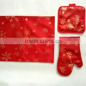 Red Golden Thread Glove Set and Silver Glitter Sunshine Glitter Glove Set and Pot Holder thumbnail-3