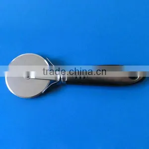 Stainless Steel Pizza Cutter With Plastic Black Handle RH-1420 thumbnail-1