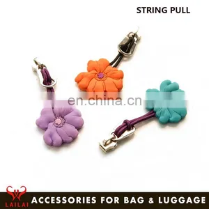 Fashion Design Non Lock Zip Puller Tabs Novelty Decorative Zipper Pulls thumbnail-4