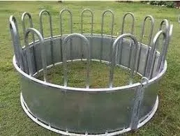 Steel Bale Loop Top Handing Equipment Portable Cattle Horse Feeder With Roof Animal Feeders thumbnail-4