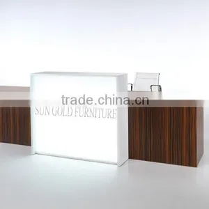 Modern Appearance Pink and White High Gloss Beauty Salon Reception Desk (SZ-RT048) thumbnail-4
