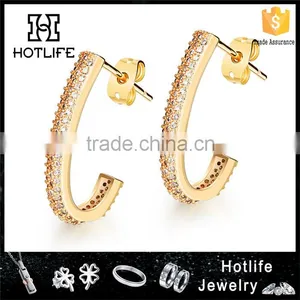 Latest Design of Simple Gold Earing for Women thumbnail-1